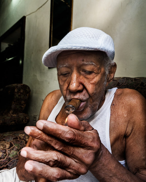 Cigar smoker, Havana, Viva Cuba Libre, André Alessio, Graphylight,