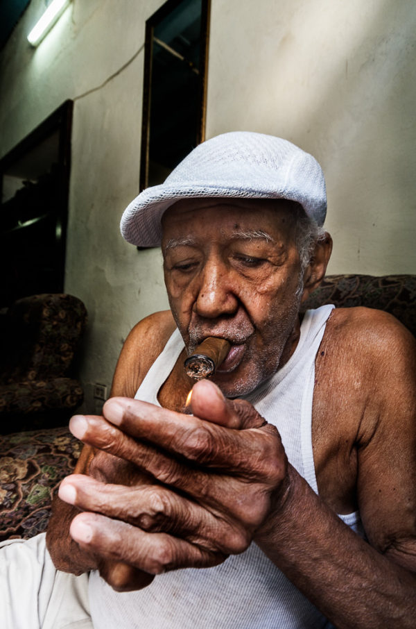 Cigar smoker, Havana, Viva Cuba Libre, André Alessio, Graphylight,