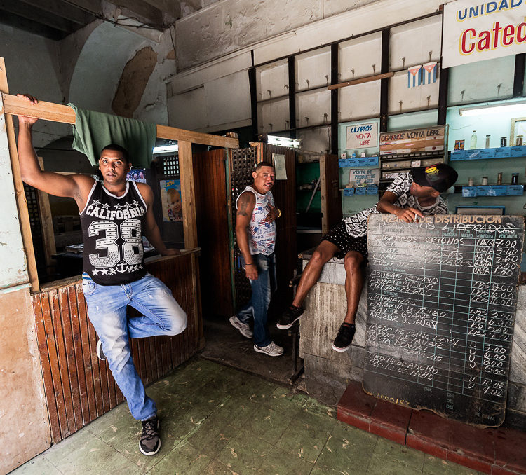 Cigar smoker, Havana, Viva Cuba Libre, André Alessio, Graphylight,