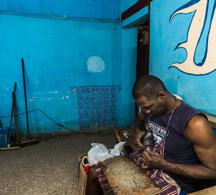 Cigar smoker, Havana, Viva Cuba Libre, André Alessio, Graphylight,