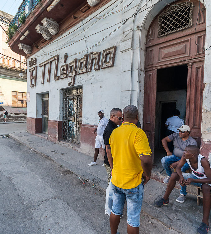 Cigar smoker, Havana, Viva Cuba Libre, André Alessio, Graphylight,