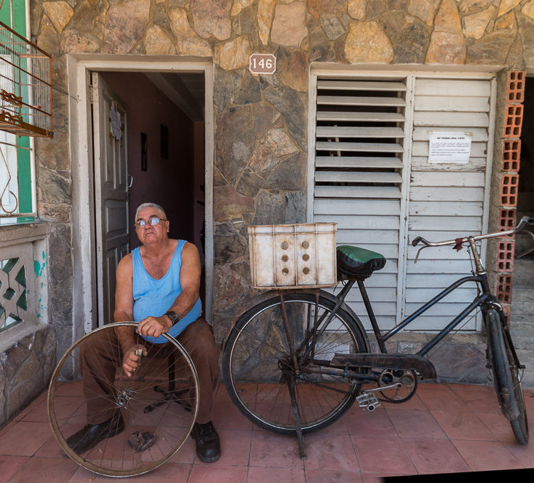 Cigar smoker, Havana, Viva Cuba Libre, André Alessio, Graphylight,