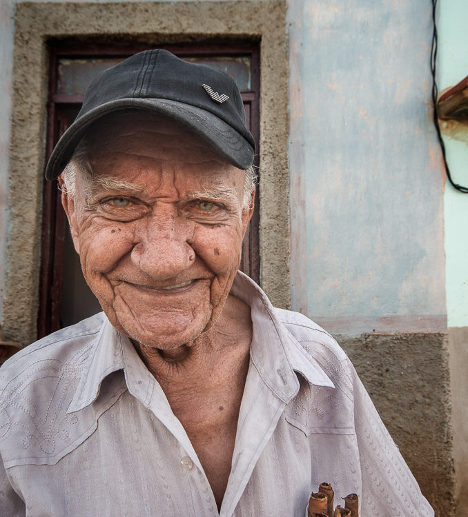 Cigar smoker, Havana, Viva Cuba Libre, André Alessio, Graphylight,