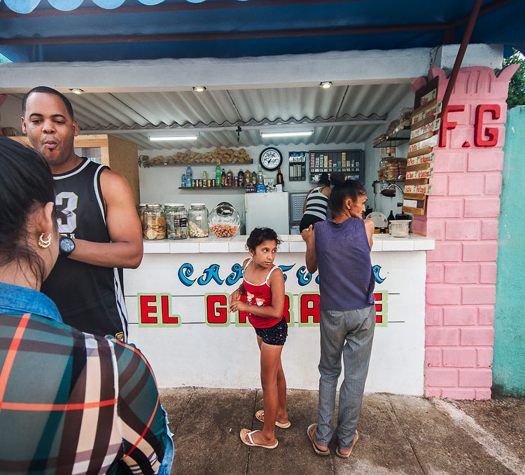 Cigar smoker, Havana, Viva Cuba Libre, André Alessio, Graphylight,