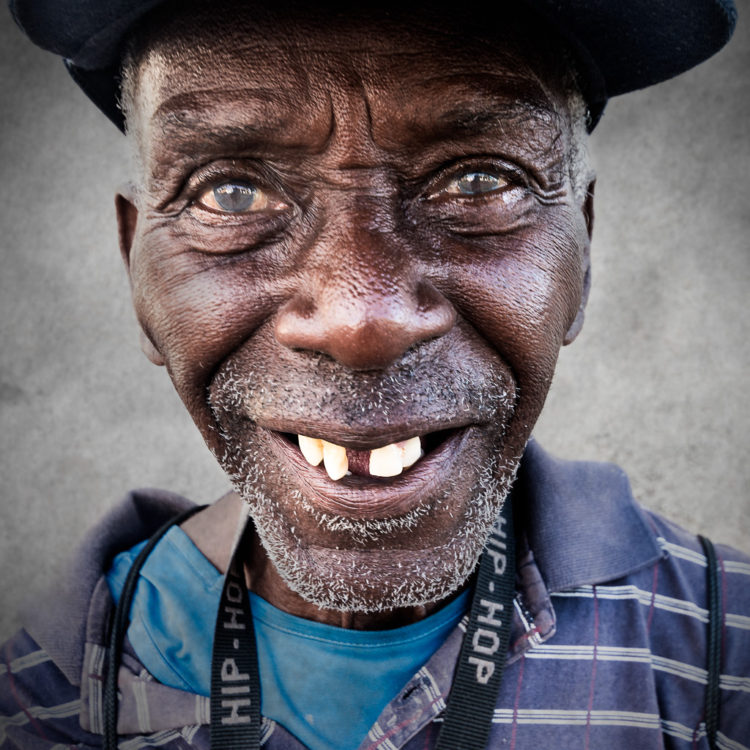 Cigar smoker, Havana, Viva Cuba Libre, André Alessio, Graphylight,