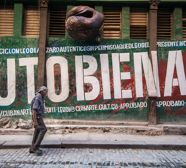 Cigar smoker, Havana, Viva Cuba Libre, André Alessio, Graphylight,